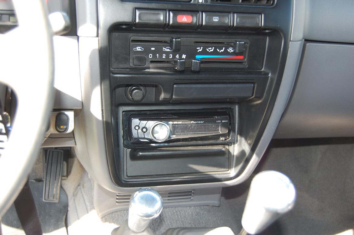 Nissan King-Cab 2,5TDI 4x4 (SOLGT) billede 12