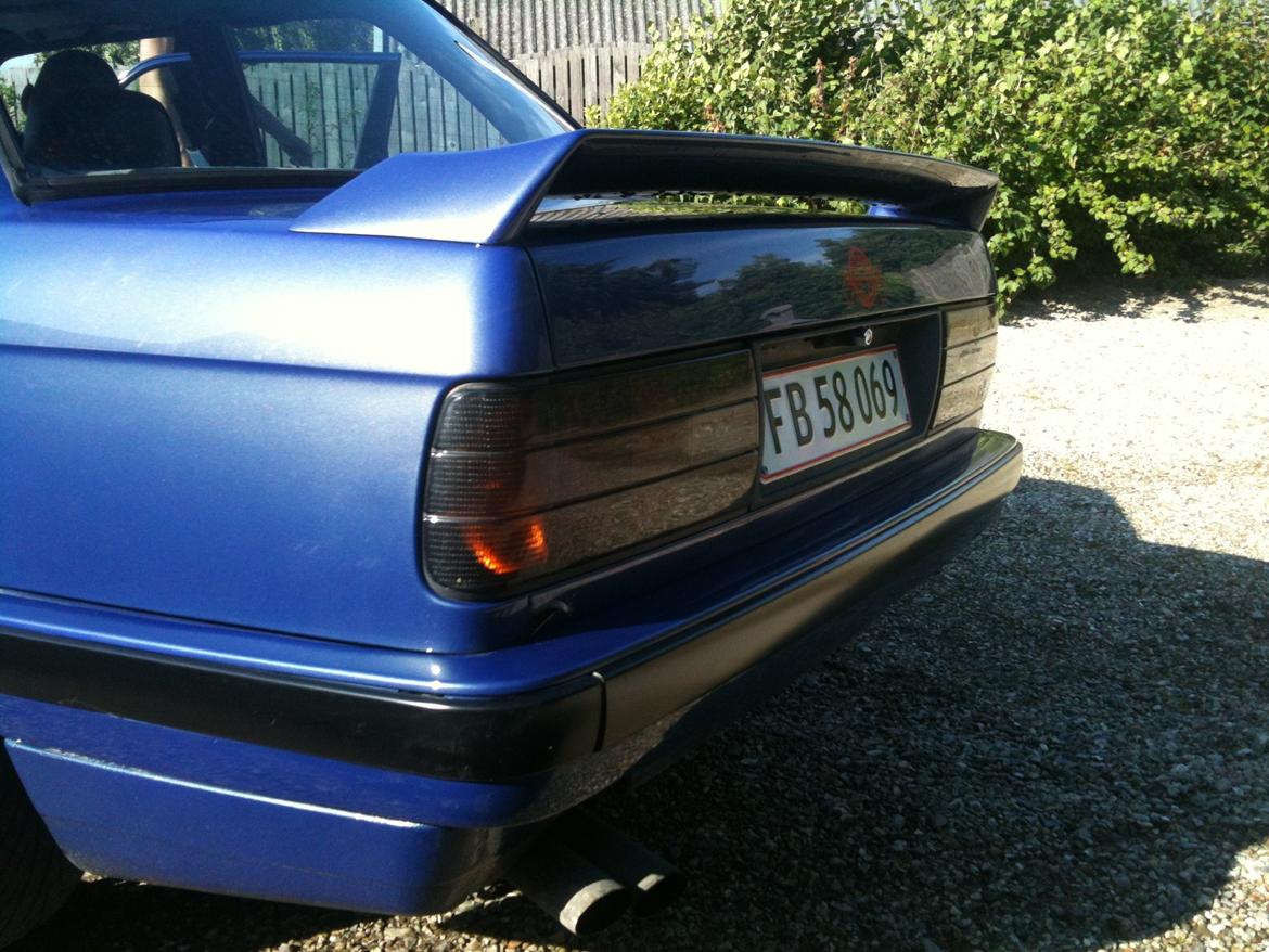 BMW E30 320i/325i billede 19