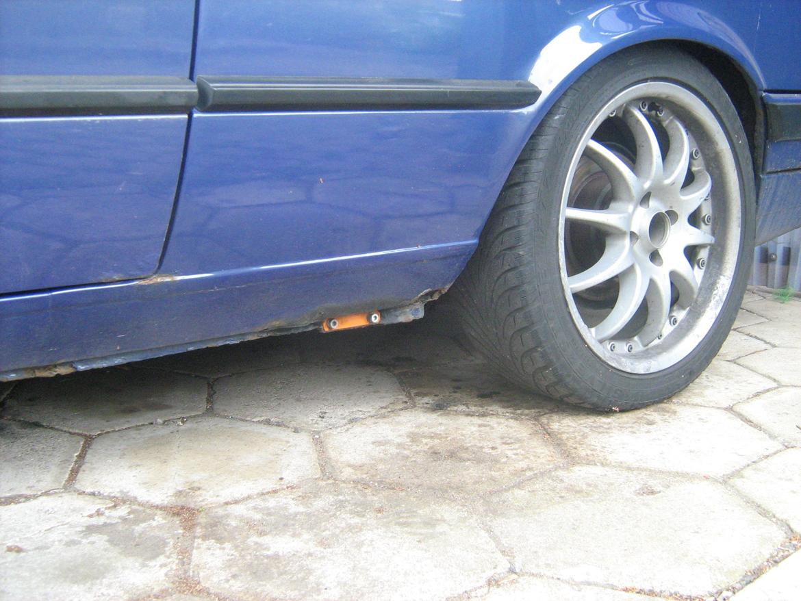 BMW E30 320i/325i billede 24