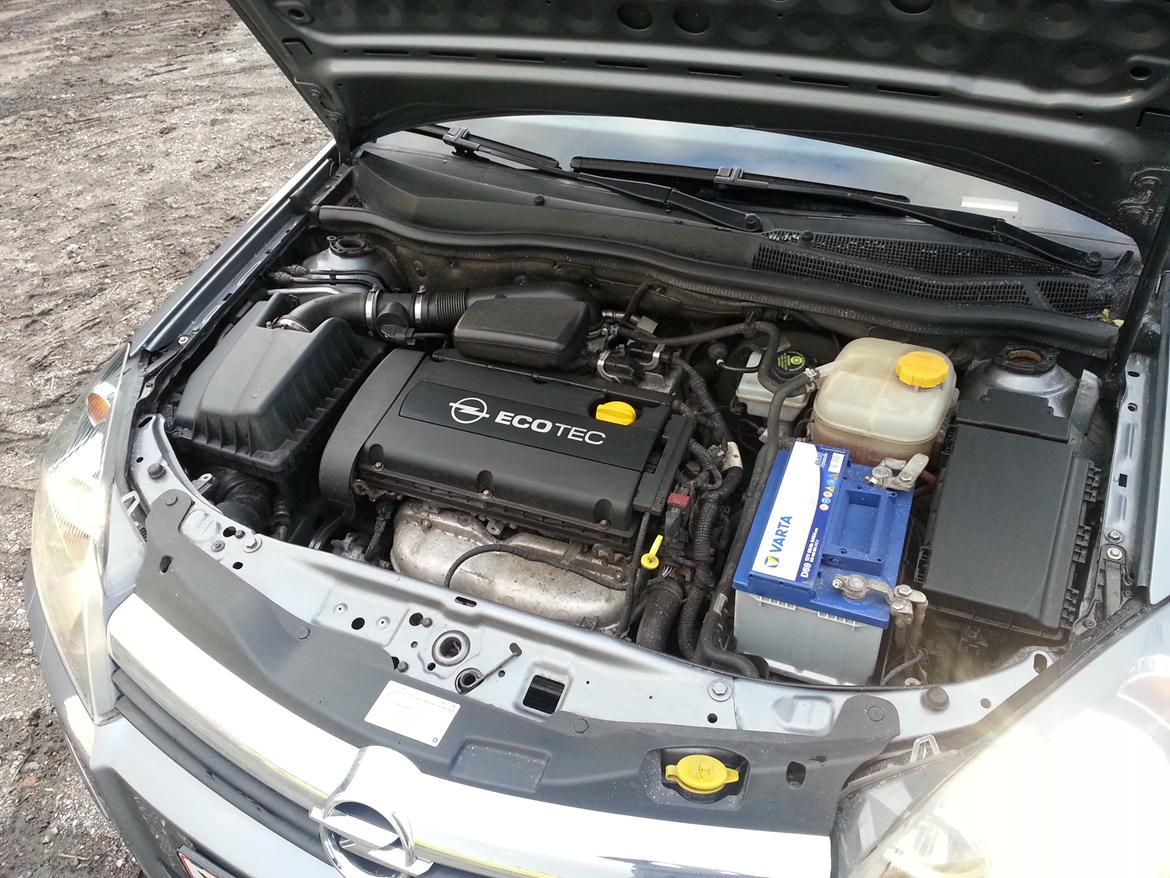 Opel Astra H Wagon OPC Line billede 14