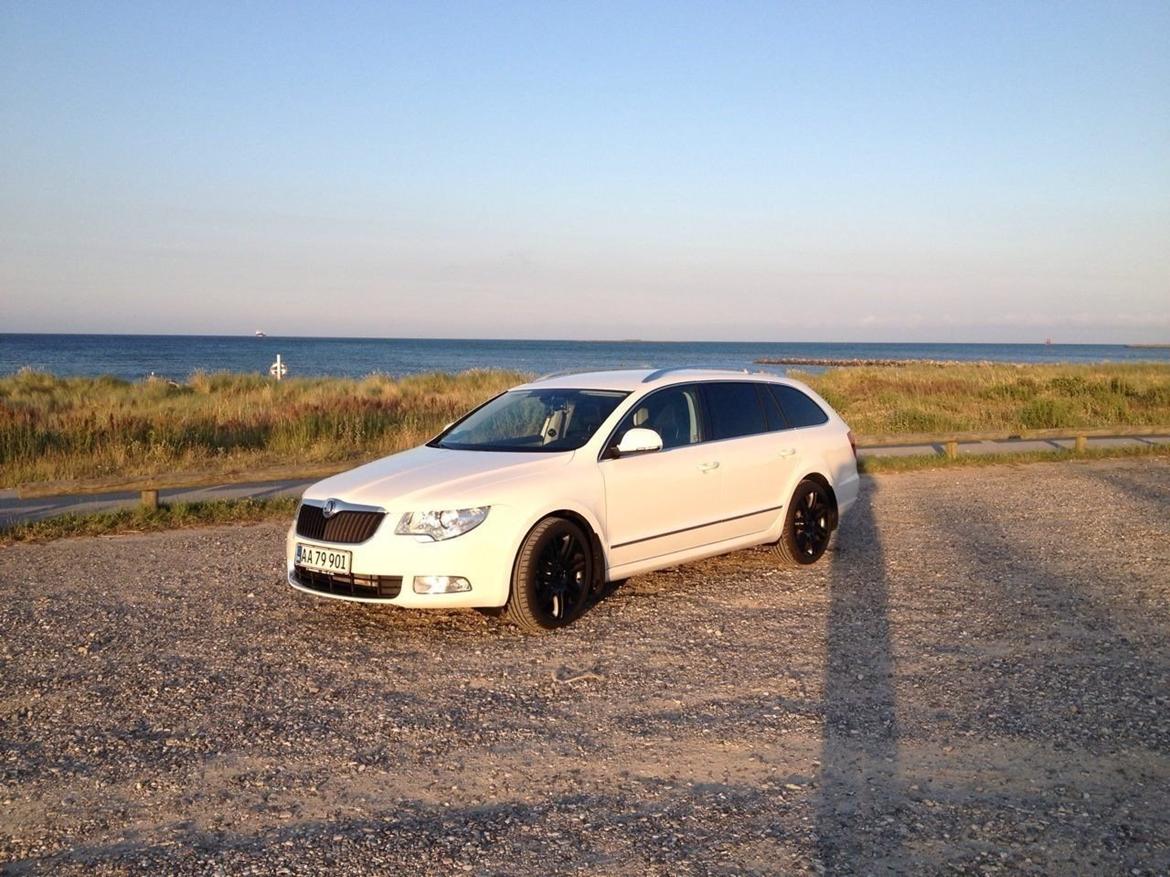 Skoda Superb "SOLGT" billede 14