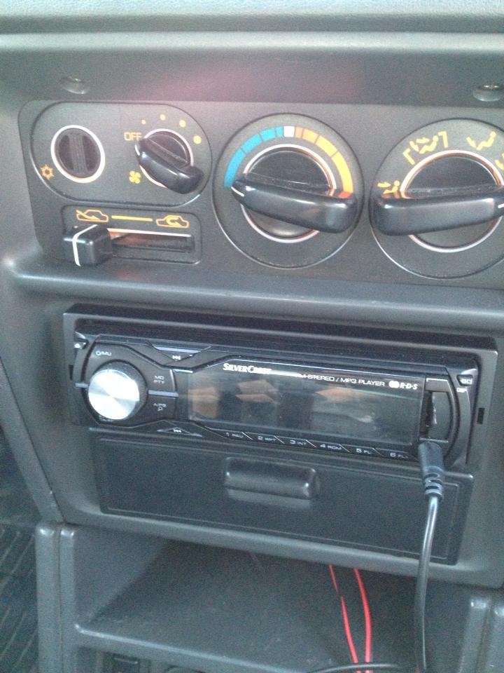 Mitsubishi Pajero - enkelt lille afspiller billede 11