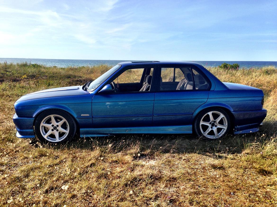 BMW E30 billede 3