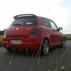 Suzuki Swift GL-A (Totalskadet)