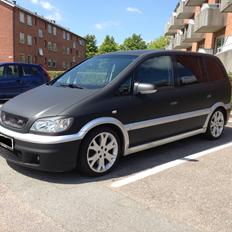 Opel Zafira OPC 2.0 Turbo