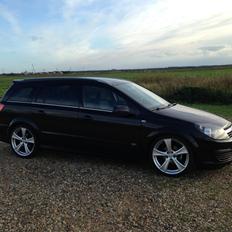 Opel Astra H 1.3 CDTI Wagon (OPC) (SOLGT)