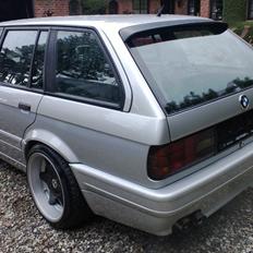 BMW 325i touring m-tech 2