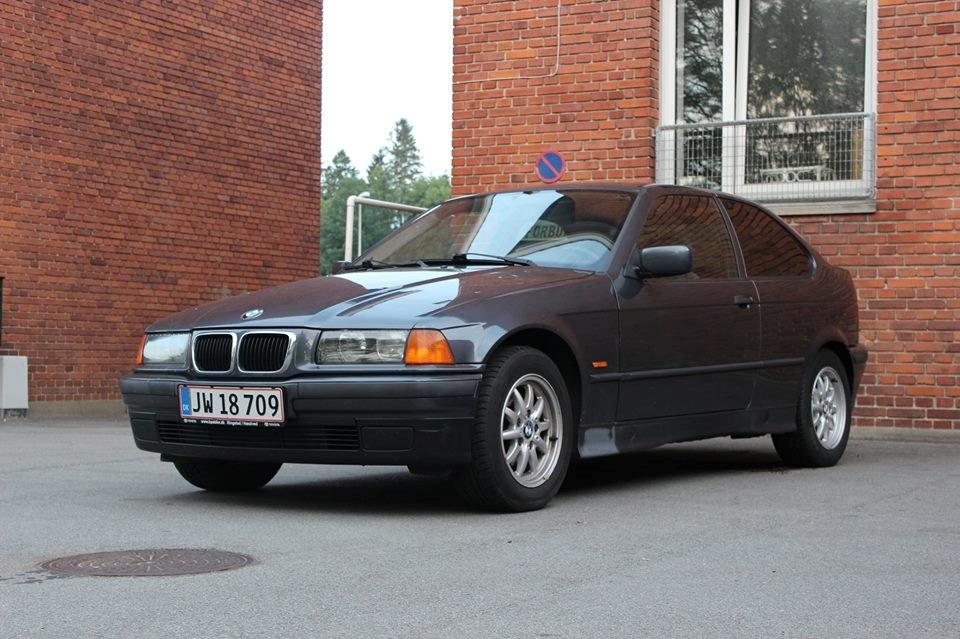 BMW 316i Compact - Bilen trænger til en vask!! ;) billede 7