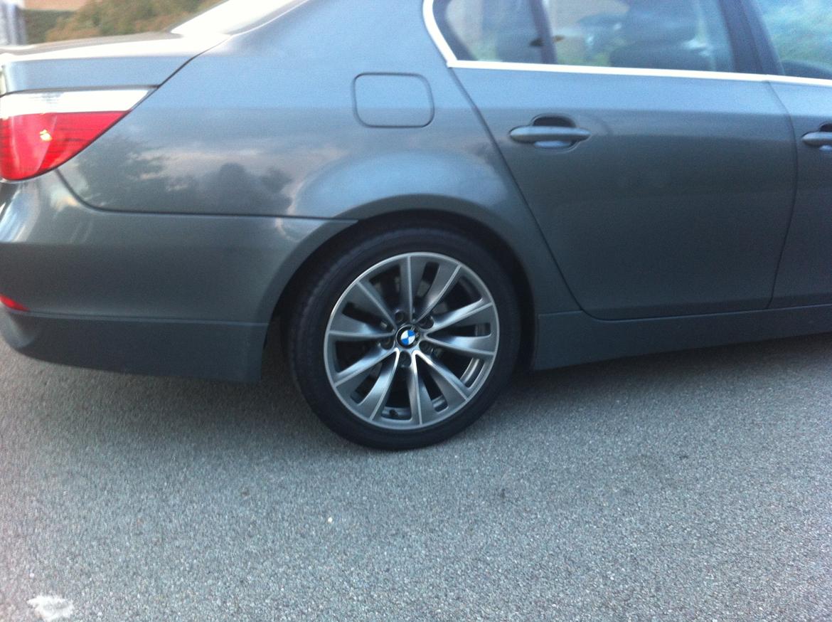 BMW 523i 2,5 E60 billede 2