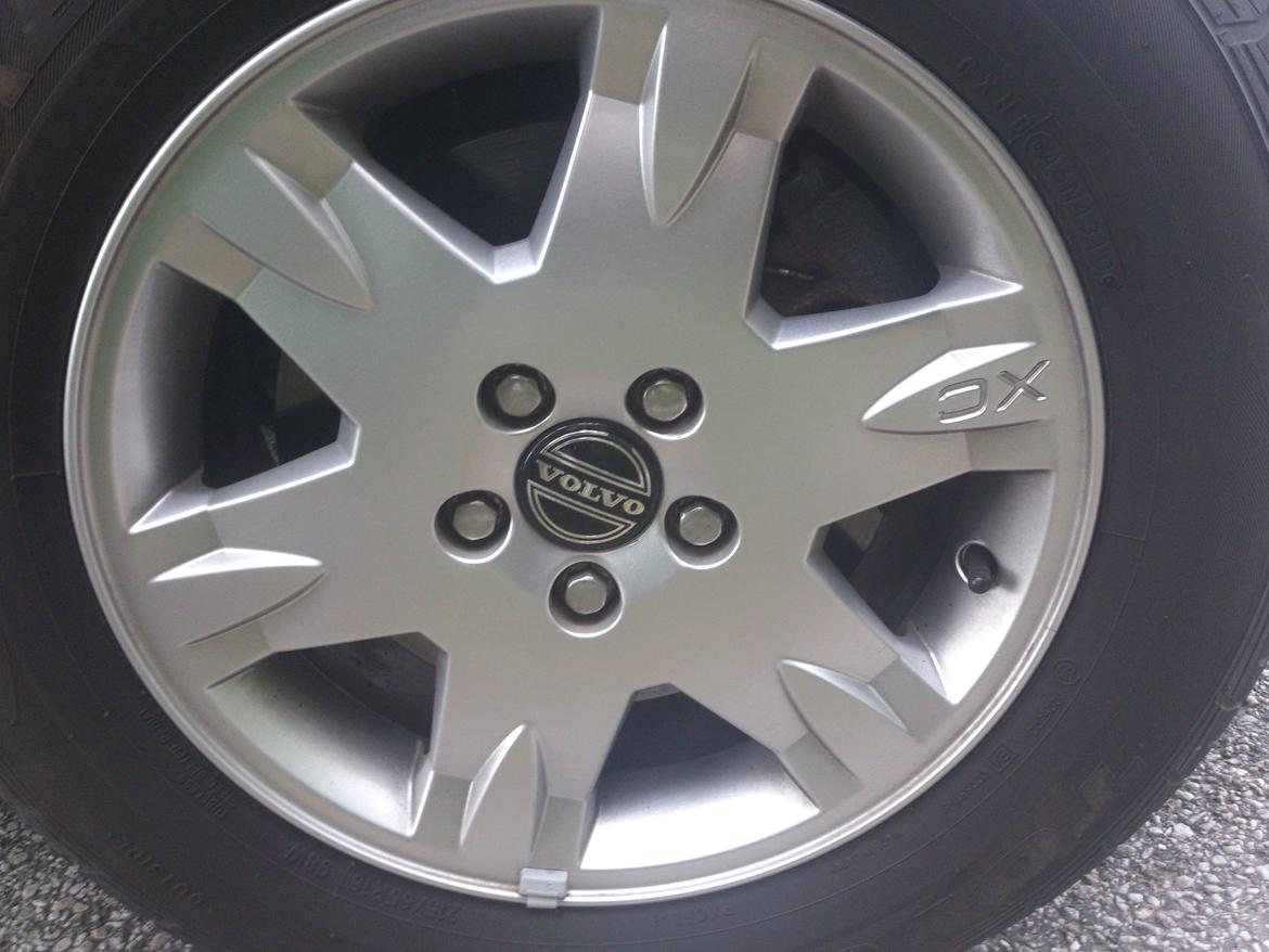 Volvo XC70 2.5T AWD - Originale grimme fælge :/ billede 14