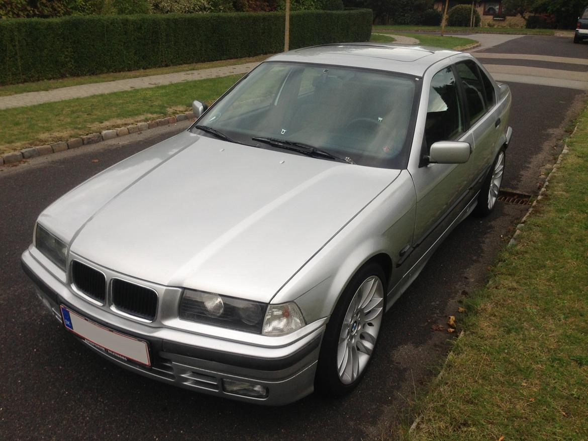 BMW 320i e36 aut. billede 3