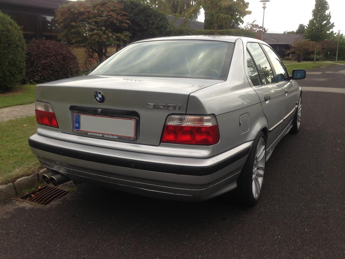 BMW 320i e36 aut. billede 6