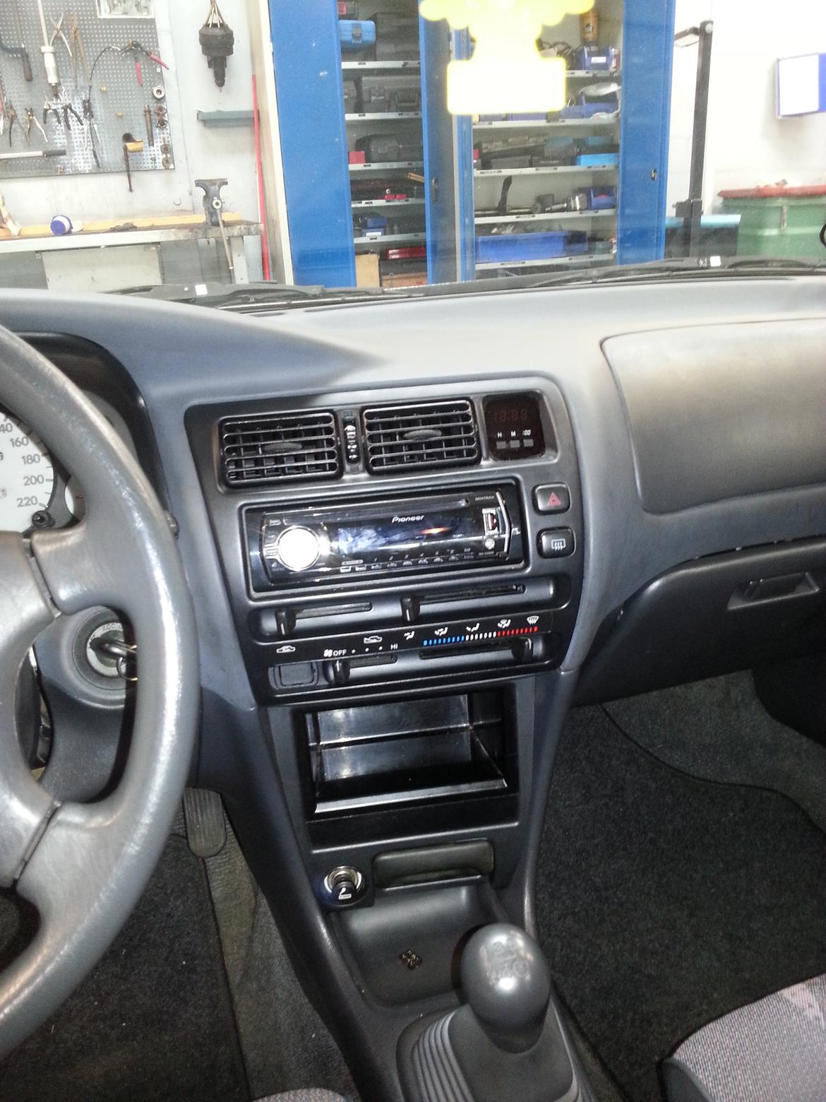 Toyota Corolla e10 GLS billede 8