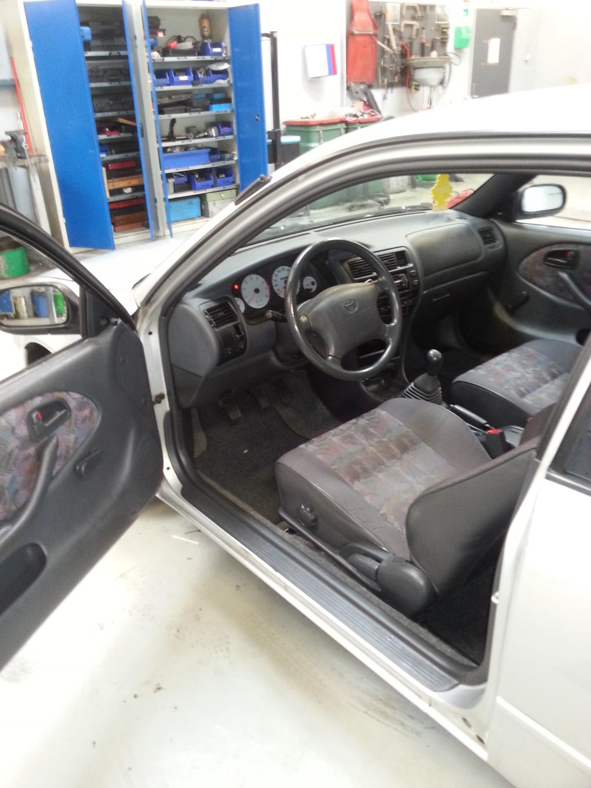 Toyota Corolla e10 GLS billede 7