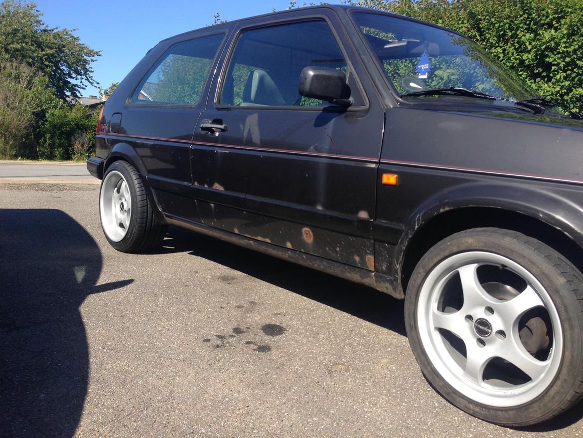 VW Golf II 1,6 TD - Før den blev malet og fik udskiftet døre. billede 19