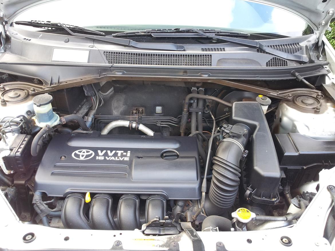 Toyota RAV4 1,8 VTT-i 4x2 5d **SOLGT** billede 7