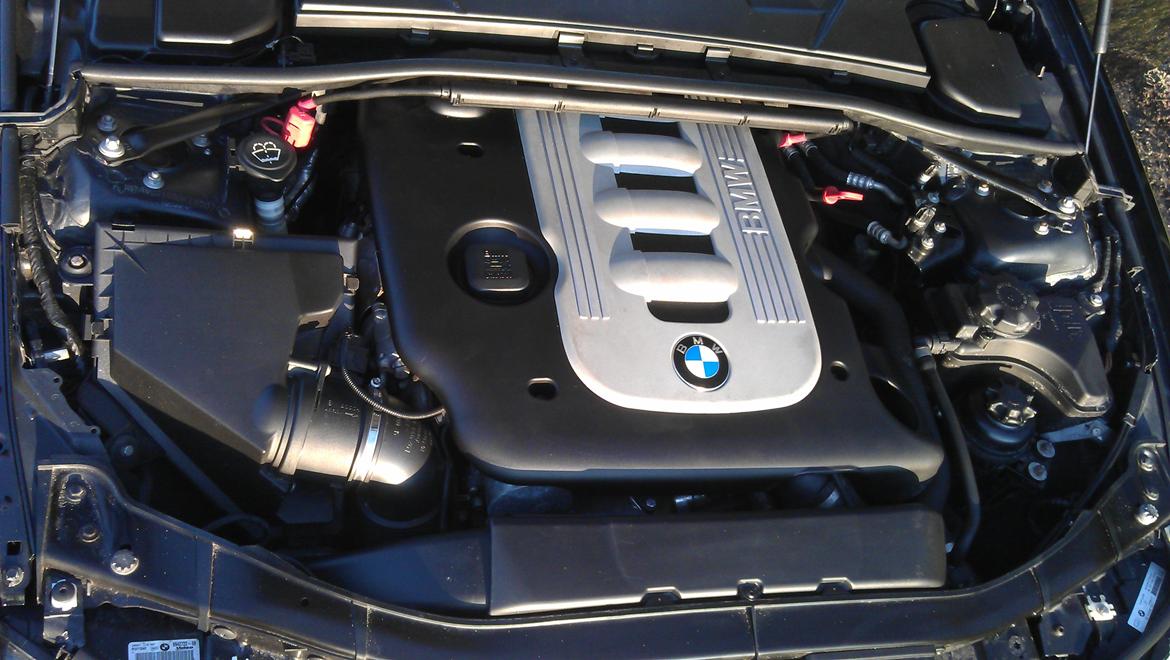 BMW 335d Touring van - Her gemmer 286HK sig billede 7