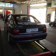 Opel Vectra A GT (totalskadet)
