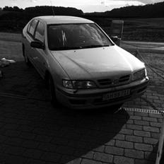 Nissan Primera P11