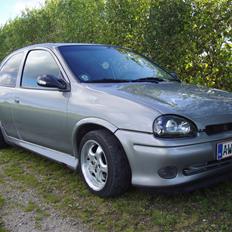 Opel corsa b gsi 16v