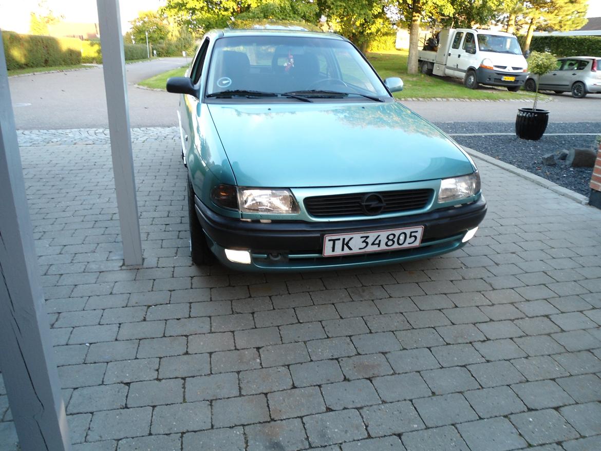 Opel Astra F 1,6 16V Budgetvognen - Berit billede 13