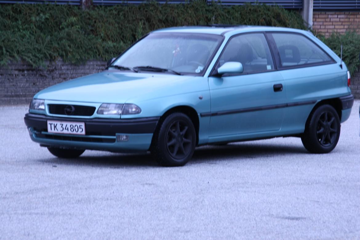 Opel Astra F 1,6 16V Budgetvognen - Berit billede 17