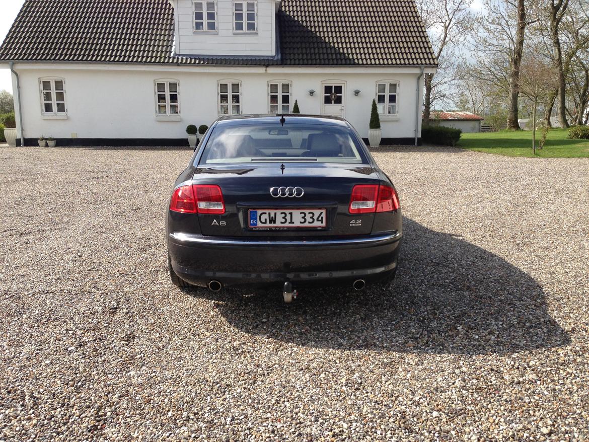 Audi A8 4,2 V8 Quattro billede 6