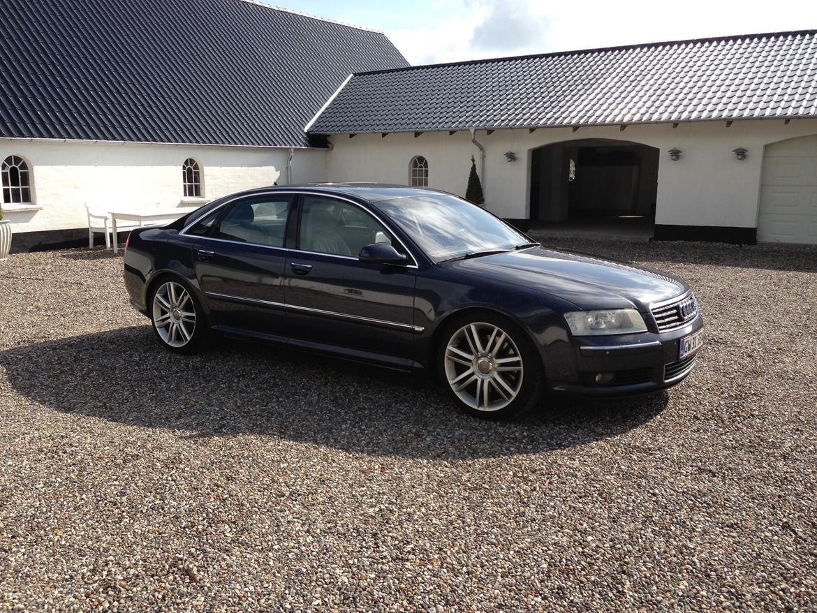 Audi A8 4,2 V8 Quattro billede 5