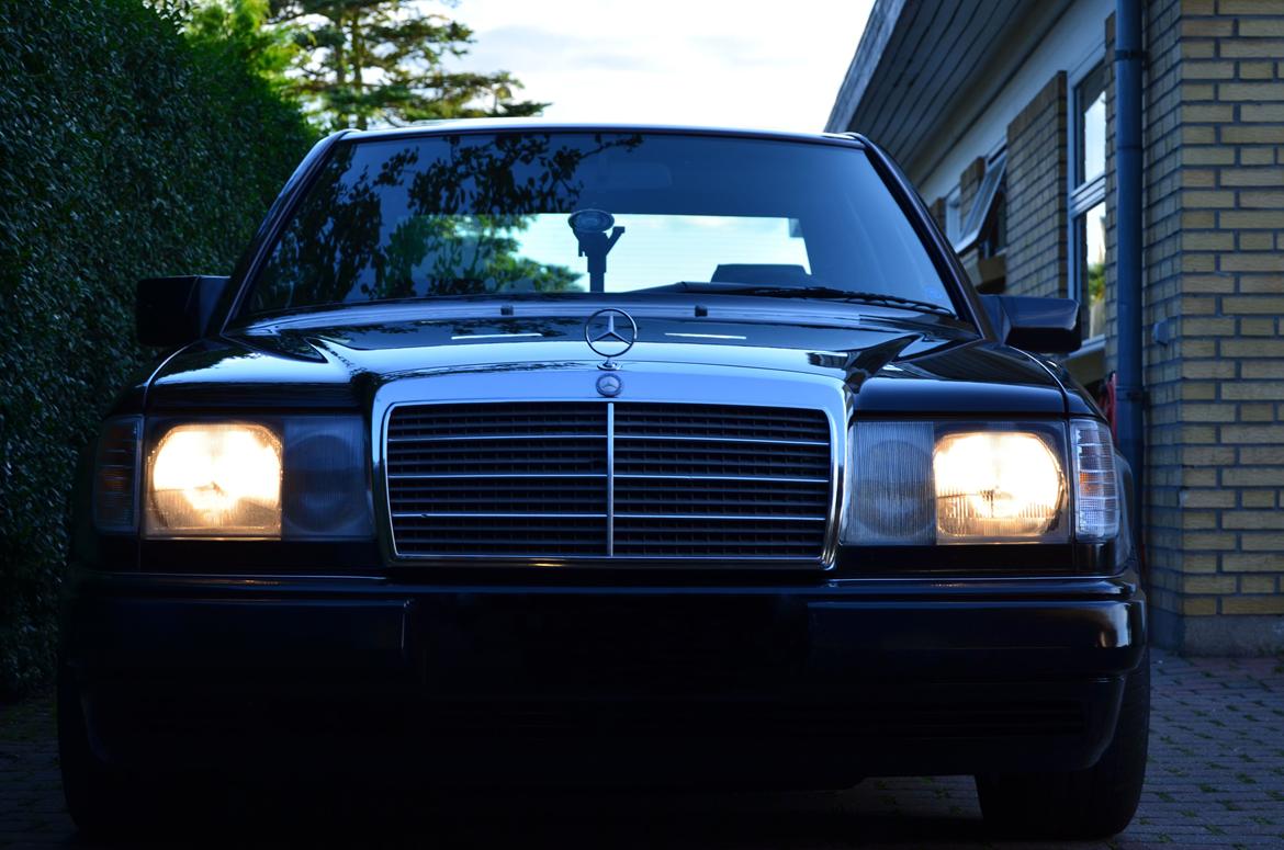 Mercedes Benz 300E 24V Sportsline billede 4