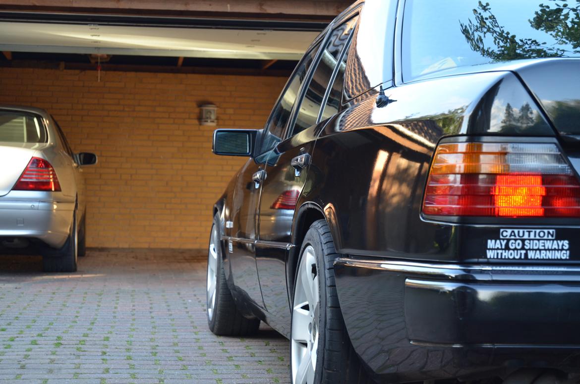 Mercedes Benz 300E 24V Sportsline billede 3