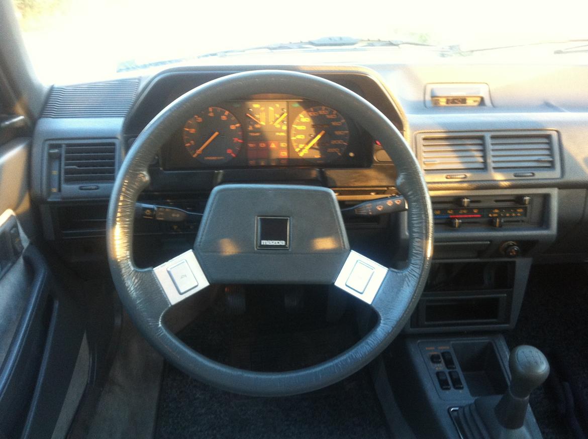 Mazda 626 GC billede 15