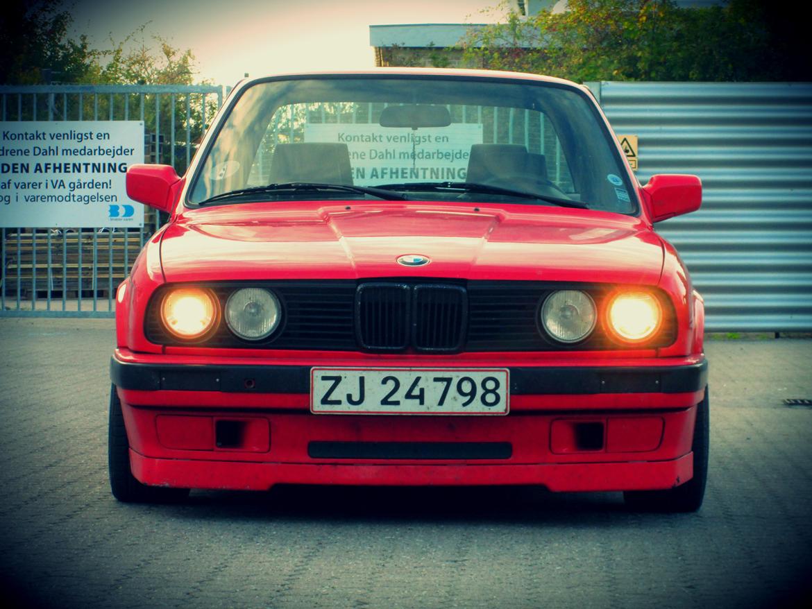BMW E30 318IS billede 3