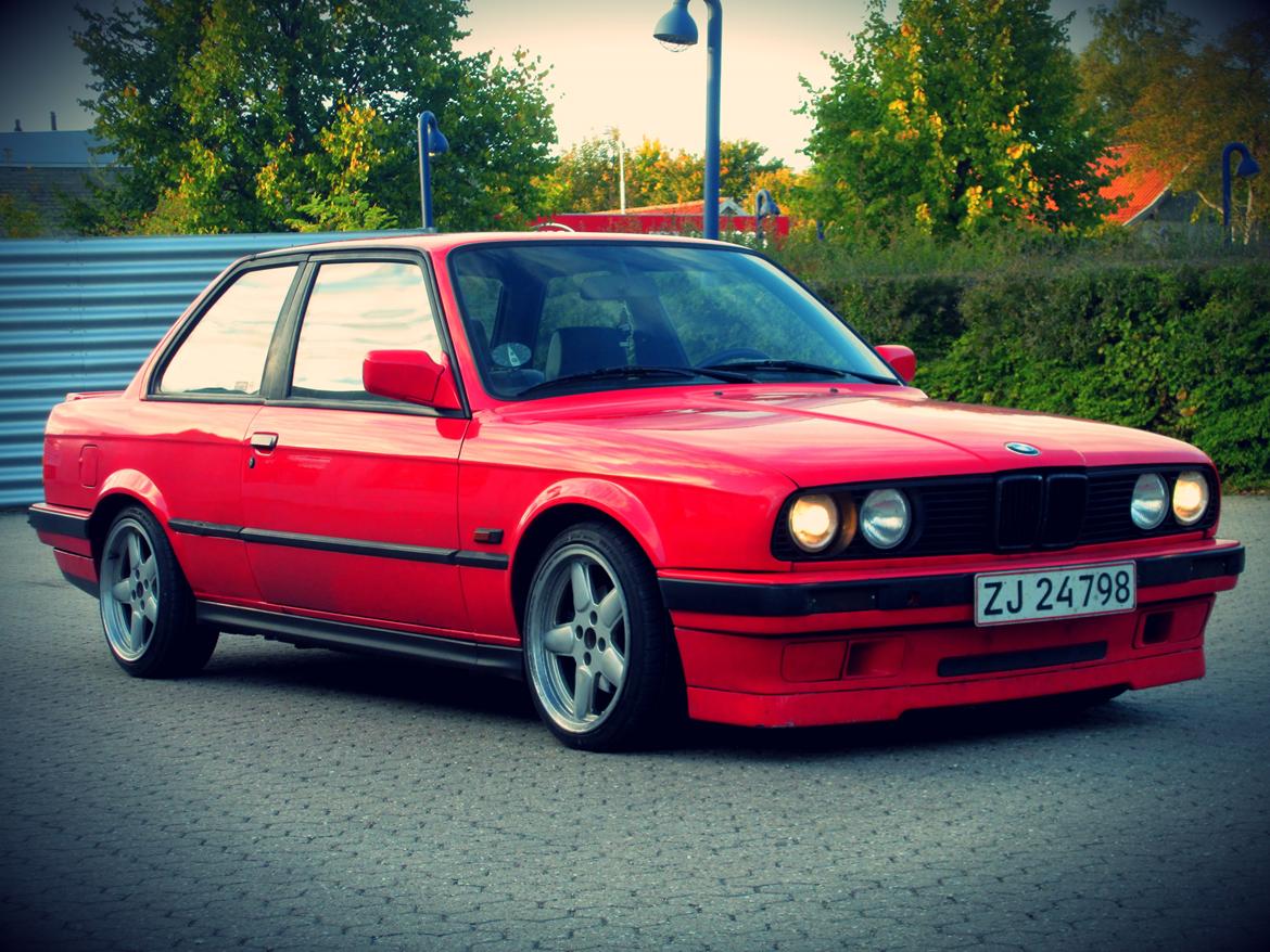 BMW E30 318IS billede 4
