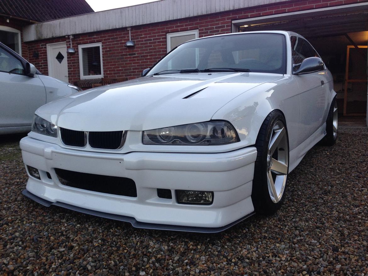 BMW E36 2,8 Coupe Solgt billede 4
