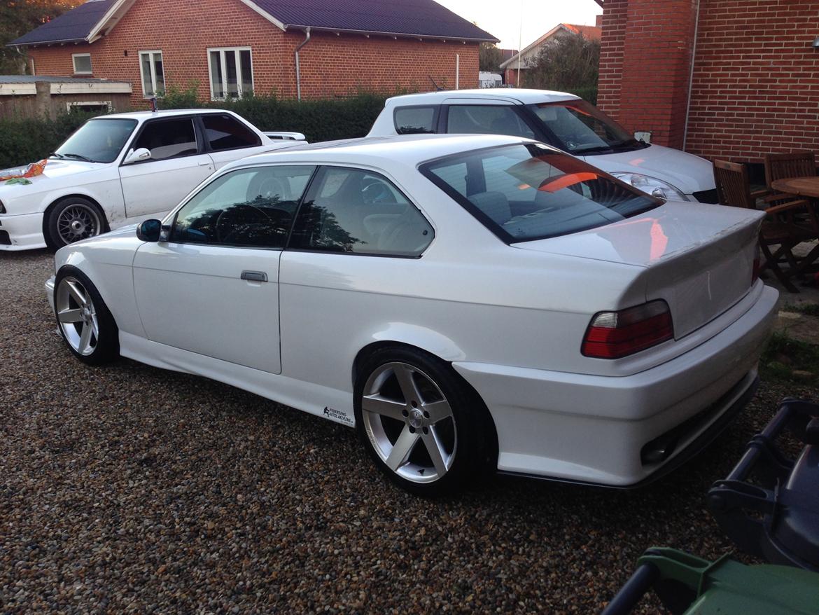 BMW E36 2,8 Coupe Solgt billede 8