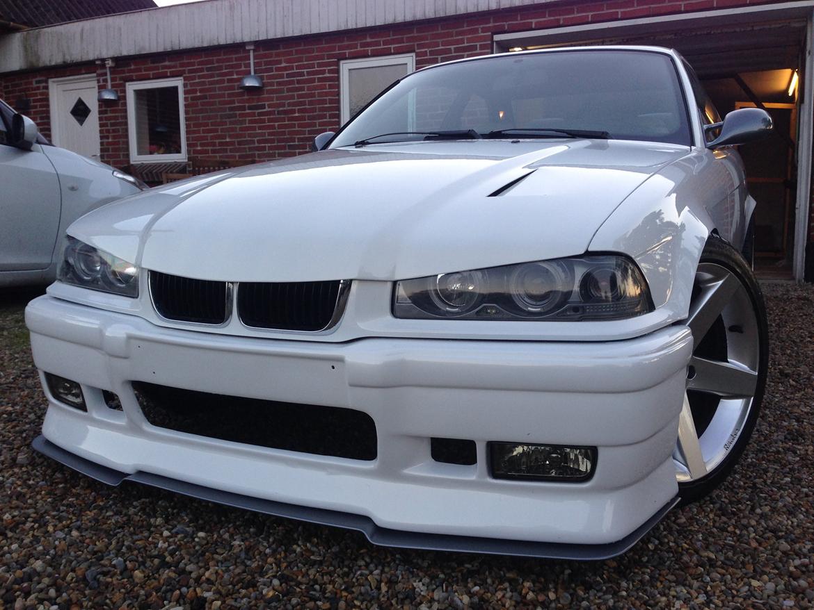 BMW E36 2,8 Coupe Solgt billede 12