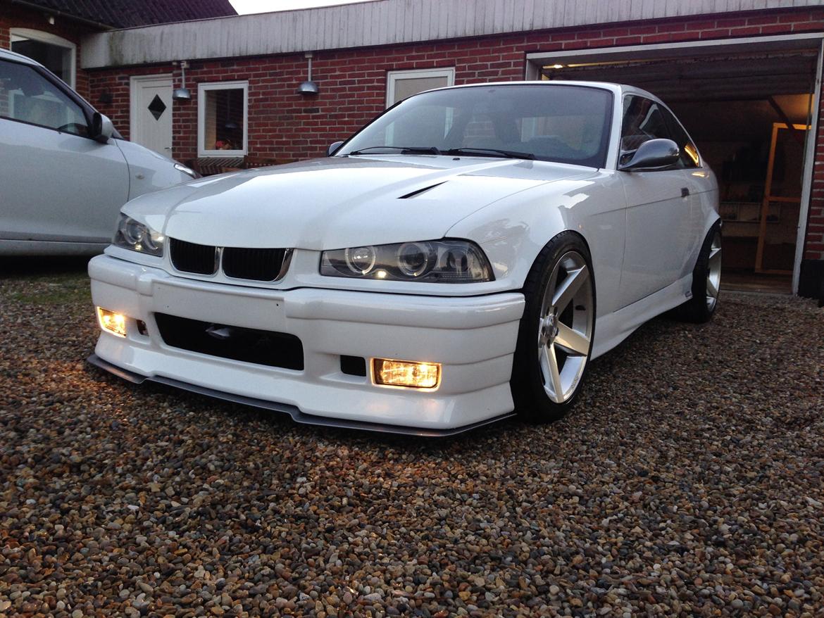 BMW E36 2,8 Coupe Solgt billede 16