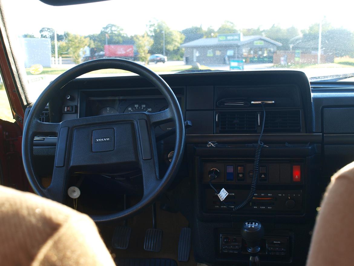 Volvo 240 billede 9