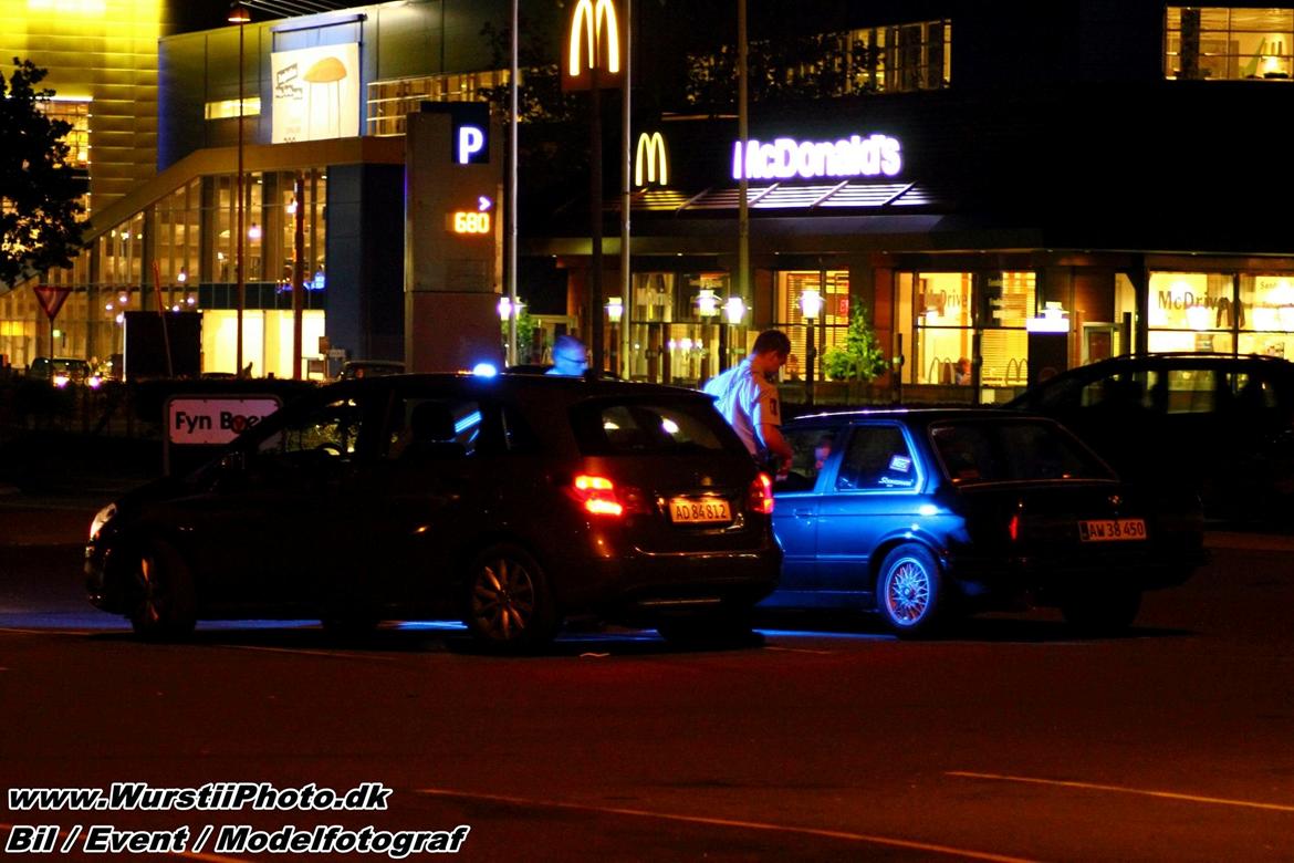 BMW E30 320i 2 dørs "DØD" billede 8