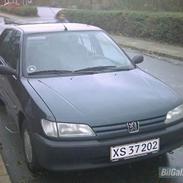 Peugeot 306 Sedan