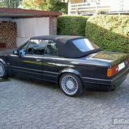 BMW 325i cabriolet SOLGT