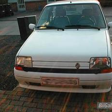 Renault 5 GTX