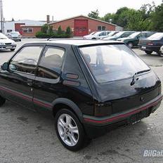 Peugeot 205 1.6 GTI (SOLGT)