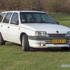 Opel Kadett E Van solgt