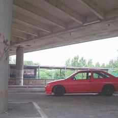 Ford Escort 1,6i Turbo (død)