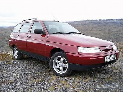 Lada 111 1,5 GTE 16V - Jeg synes bilen kan minne litt om Seat Toledo billede 2