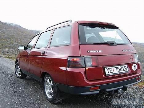 Lada 111 1,5 GTE 16V - Sotede baklykter og hvite blinkers er standard. billede 4