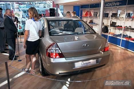 Lada 111 1,5 GTE 16V - Lada Siluet, foreløpig ingen konkrete ord om ev. når den skal gå i produksjon. Skal vi tippe en gang rundt år 2020... billede 12