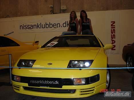 Nissan 300ZX Twin Turbo - De sødeste af eventpigerne fra Biler for Alle oktober ´05. billede 8