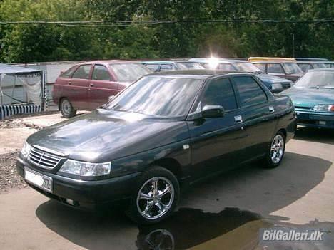 Lada 111 1,5 GTE 16V - Med "bling-bling" felger og en ny grill blir det tydelig.....en Mercedes!! billede 16